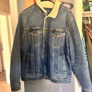 Arizona Denim Jacket Mens Medium Blue Medium Wash Sherpa Fleece Lined.